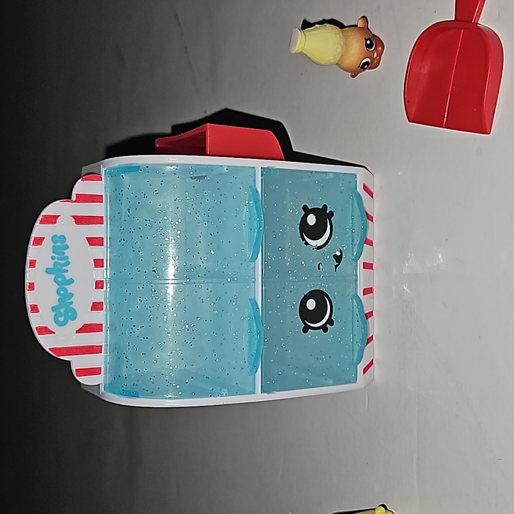 Shopkins food fair set, 12 pieces - Picture 2 of 11